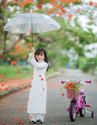 Áo dài là trang phục mang đậm nét văn hóa Việt Nam, được yêu thích và sử dụng trong các dịp lễ hội trọng đại. Từ thiết kế đến màu sắc, áo dài đều thể hiện sự tinh tế và sang trọng. Hãy xem hình ảnh về áo dài để thấy sự đẹp và đầy cảm hứng của nó.